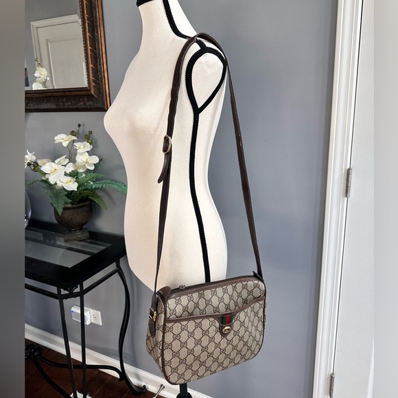 Authentic Gucci Coated Canvas Handbag Purse Crossbody - Picture 1 of 16